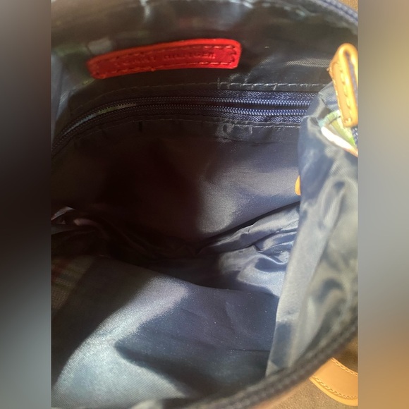Tommy Hilfiger Plaid Crossbody Bag - Picture 5 of 6